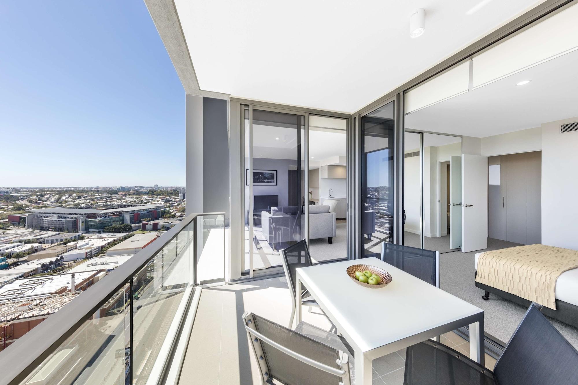 The Milton Brisbane Aparthotel Exterior photo