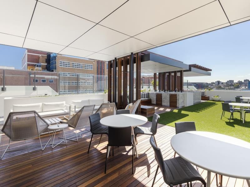 The Milton Brisbane Aparthotel Exterior photo