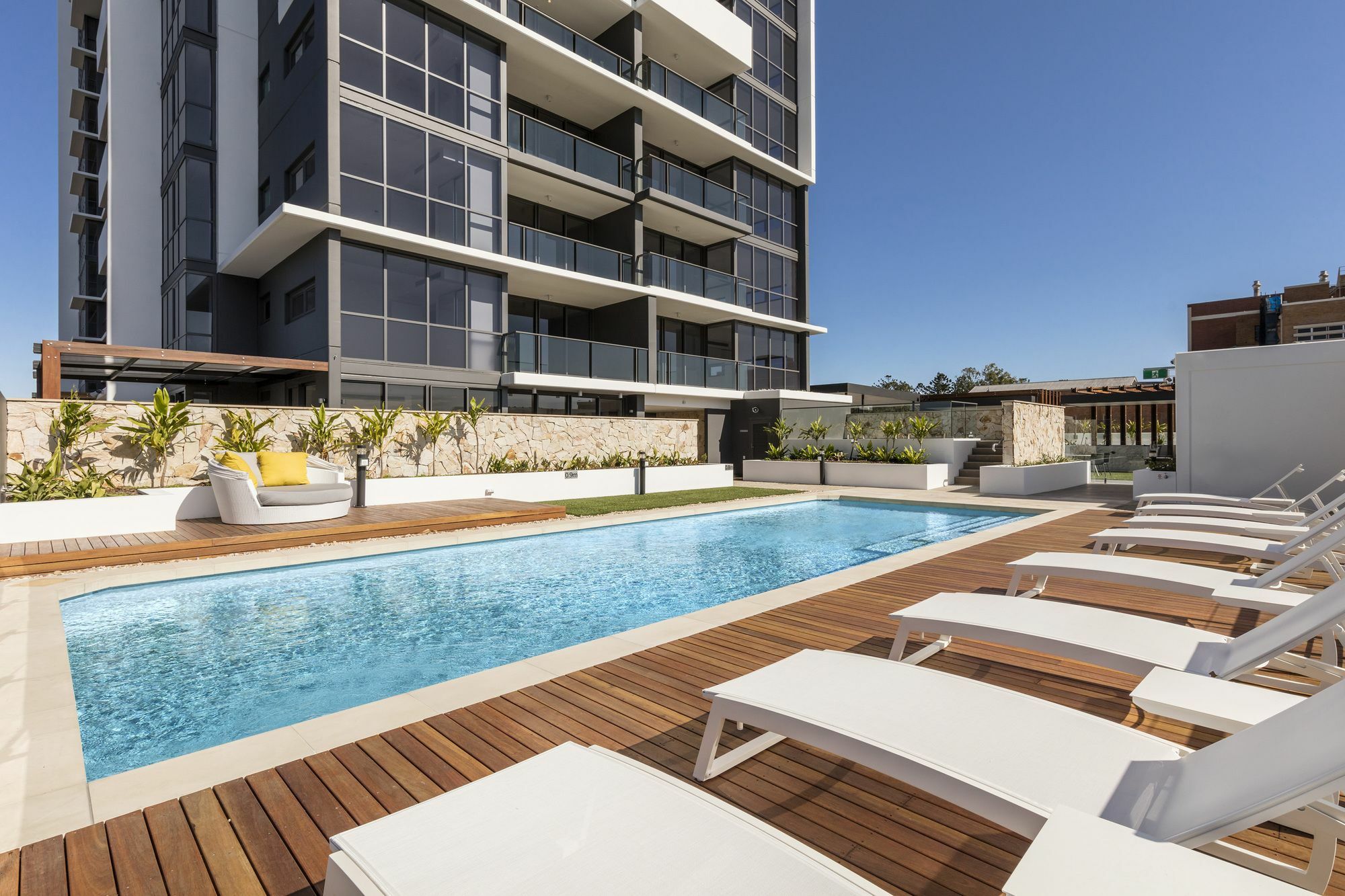 The Milton Brisbane Aparthotel Exterior photo