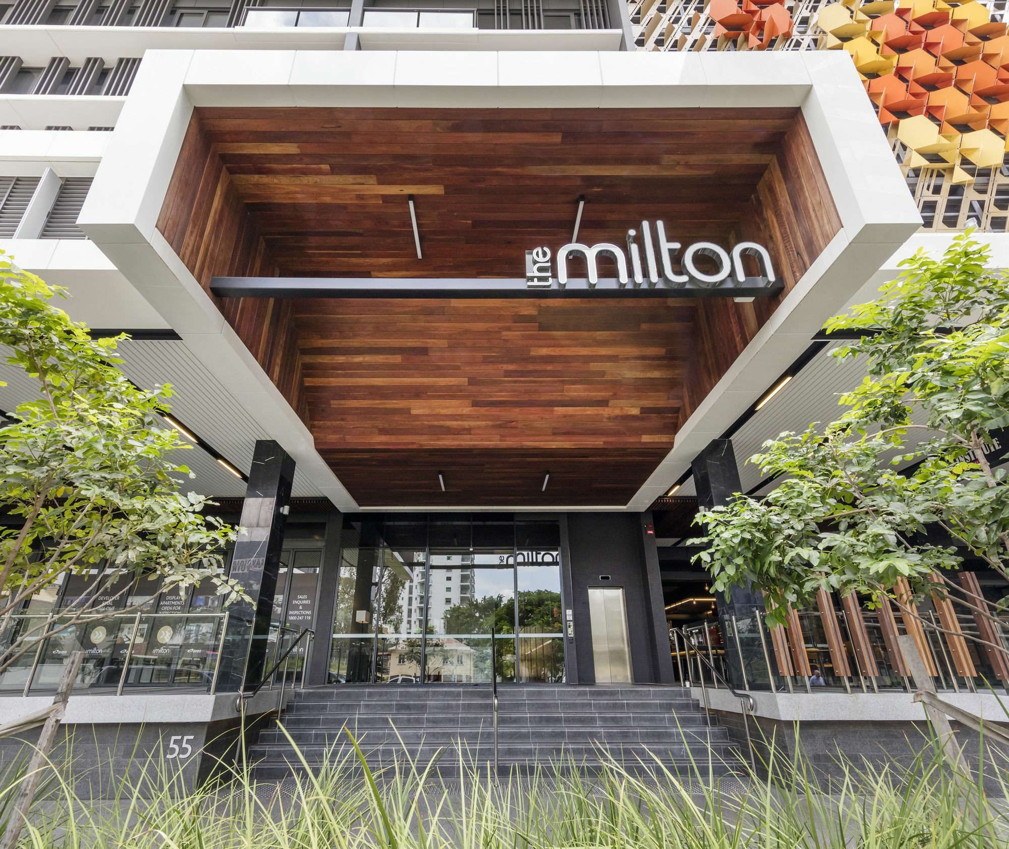 The Milton Brisbane Aparthotel Exterior photo